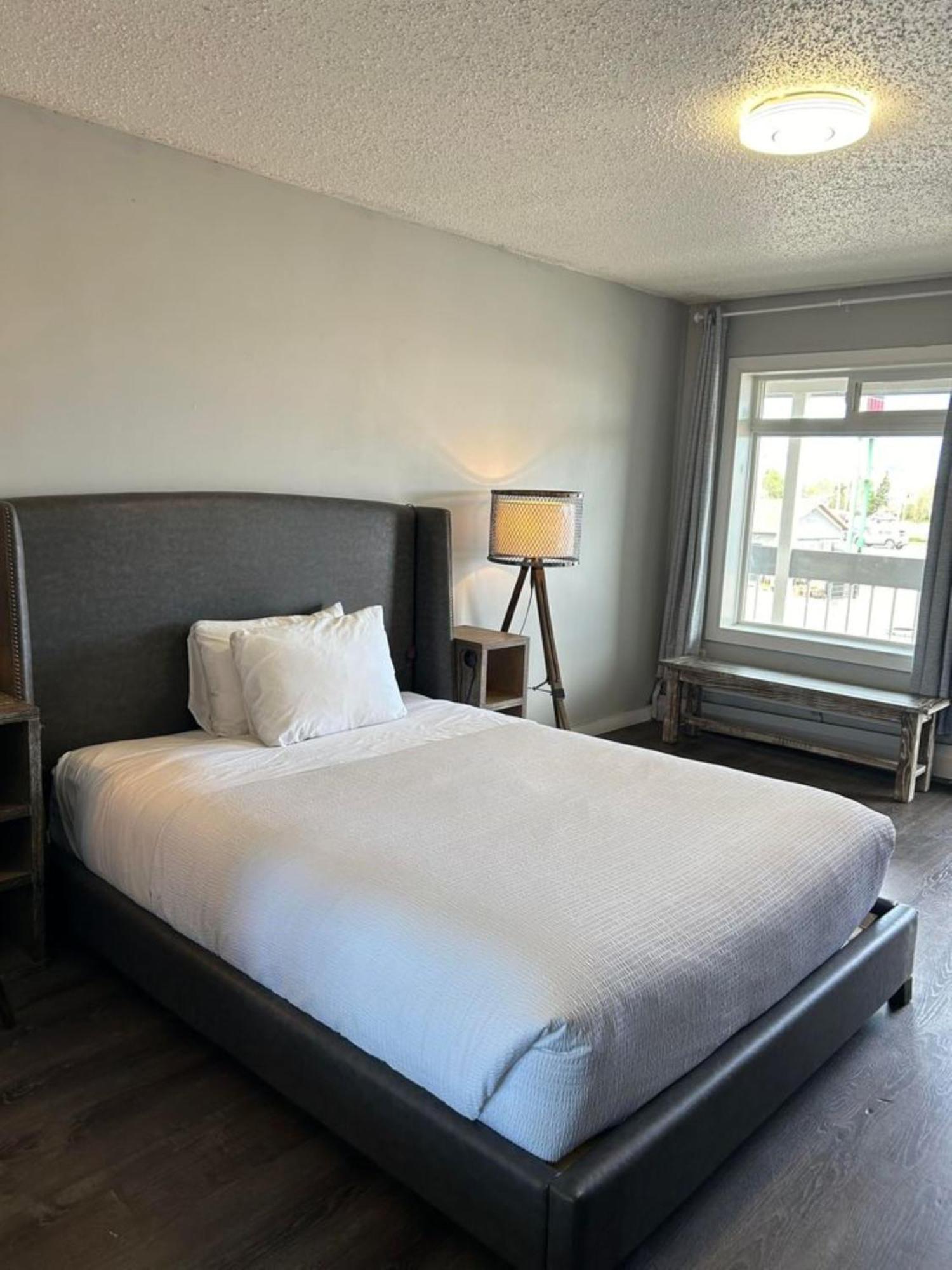 Parkside Inn Grande Prairie Eksteriør billede