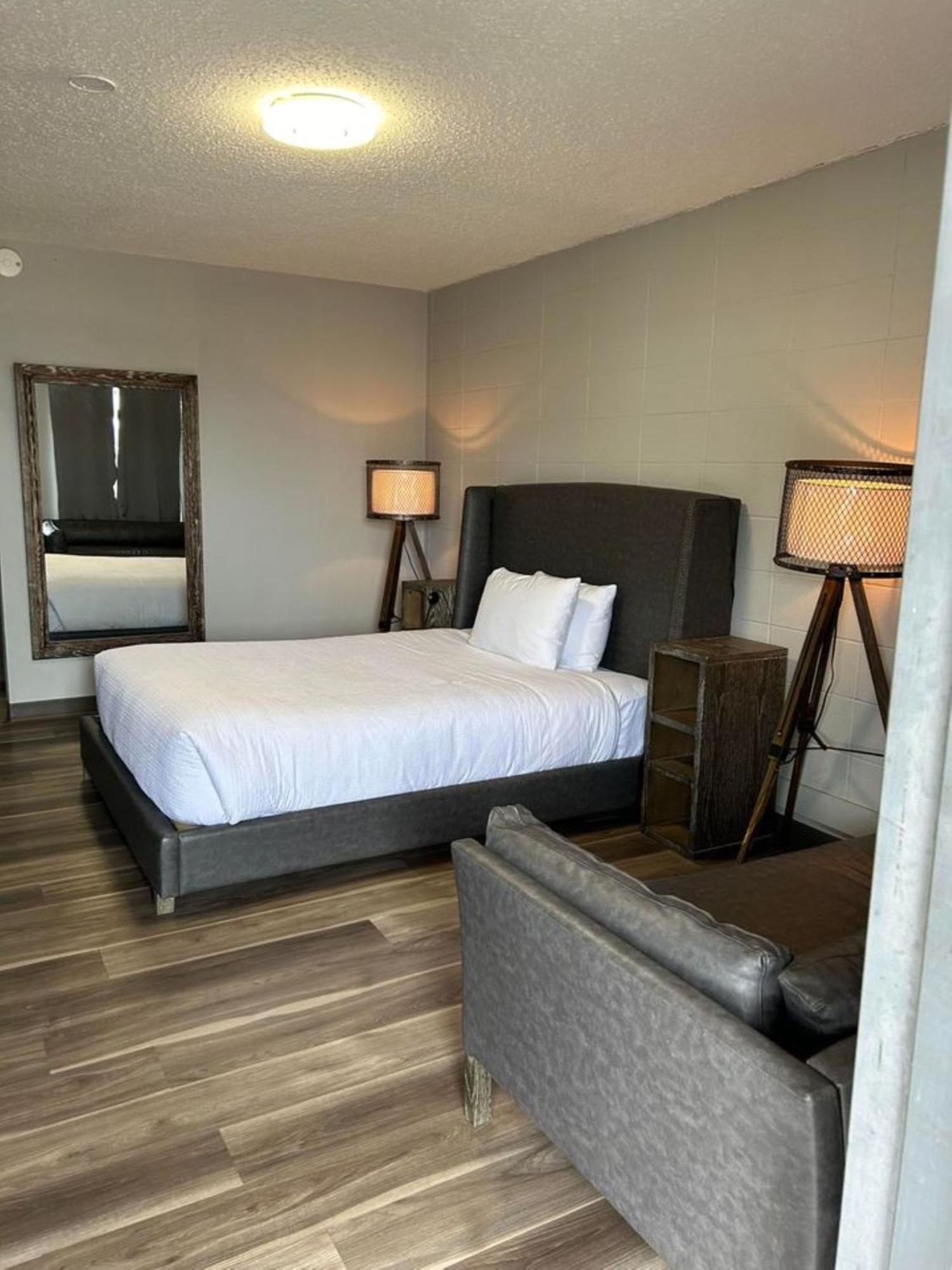 Parkside Inn Grande Prairie Eksteriør billede